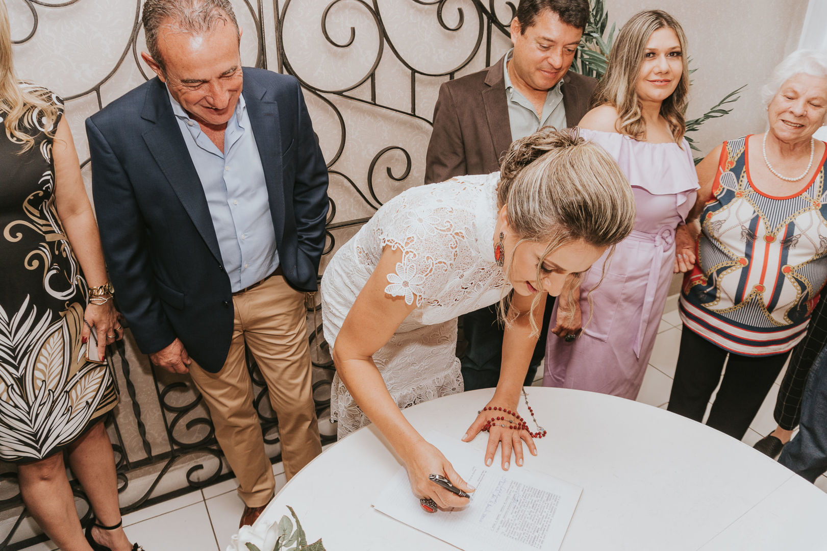 Foto CASAMENTO CIVIL + SONY A6500 + LENTE DO KIT 16-50mm f/3.5-5.6 OSS. Foto CASAMENTO CIVIL + SONY A6500 + LENTE DO KIT 16-50mm f/3.5-5.6 OSS. - Imagem 2